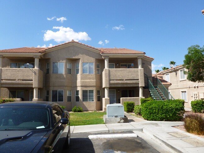 Foto del edificio - 6556 Wilma Ave