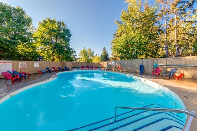 Building Photo - Hays Farm