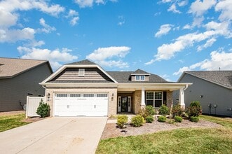 Building Photo - 1206 Newton Dr
