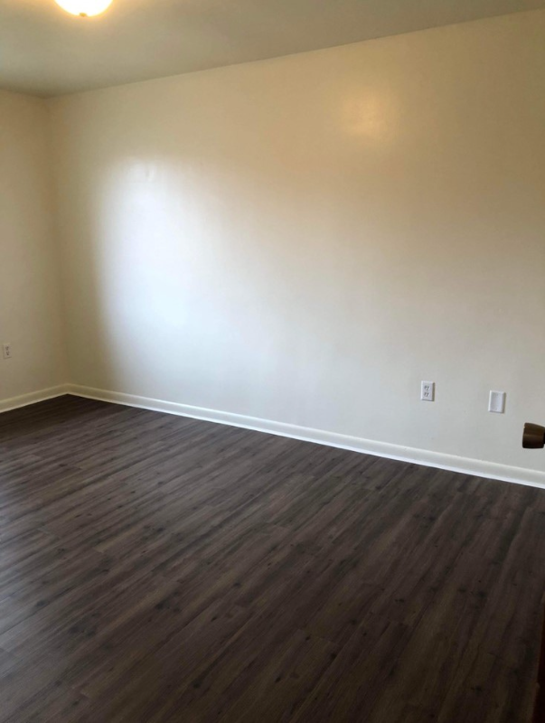 Foto del edificio - 4805 Glenway Ave