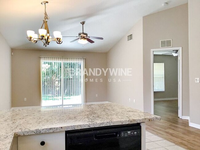 Building Photo - New Smyrna! MOVE IN SPECIAL!!!!