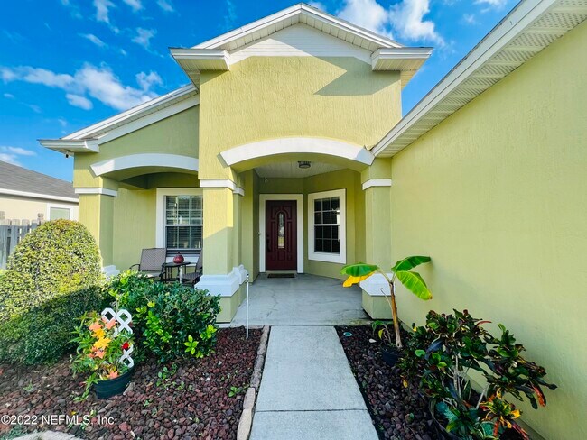 Building Photo - 2727 Woodsdale Dr