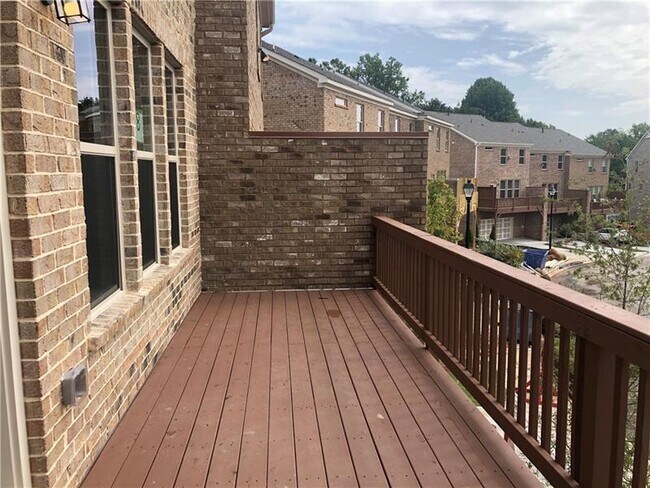 Building Photo - 5811 Terrace Bend Way