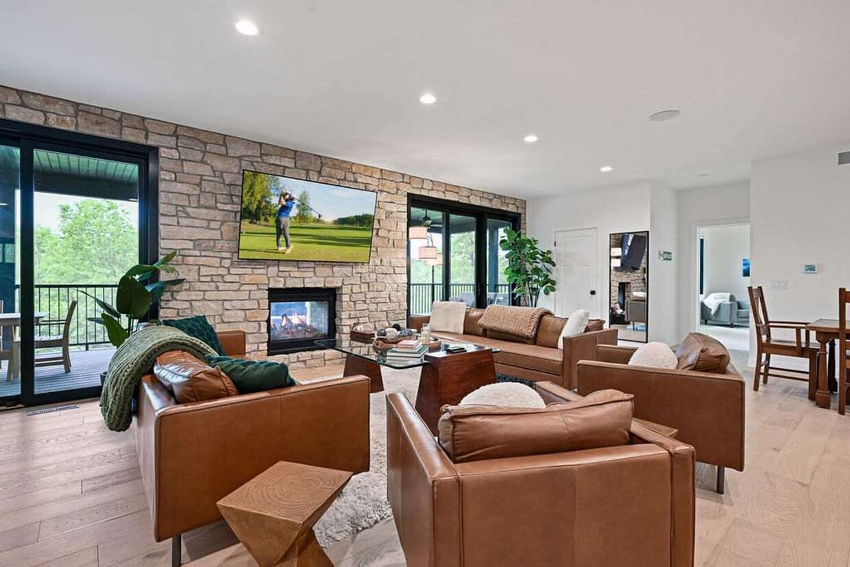 Foto principal - 1678 Archer Ave