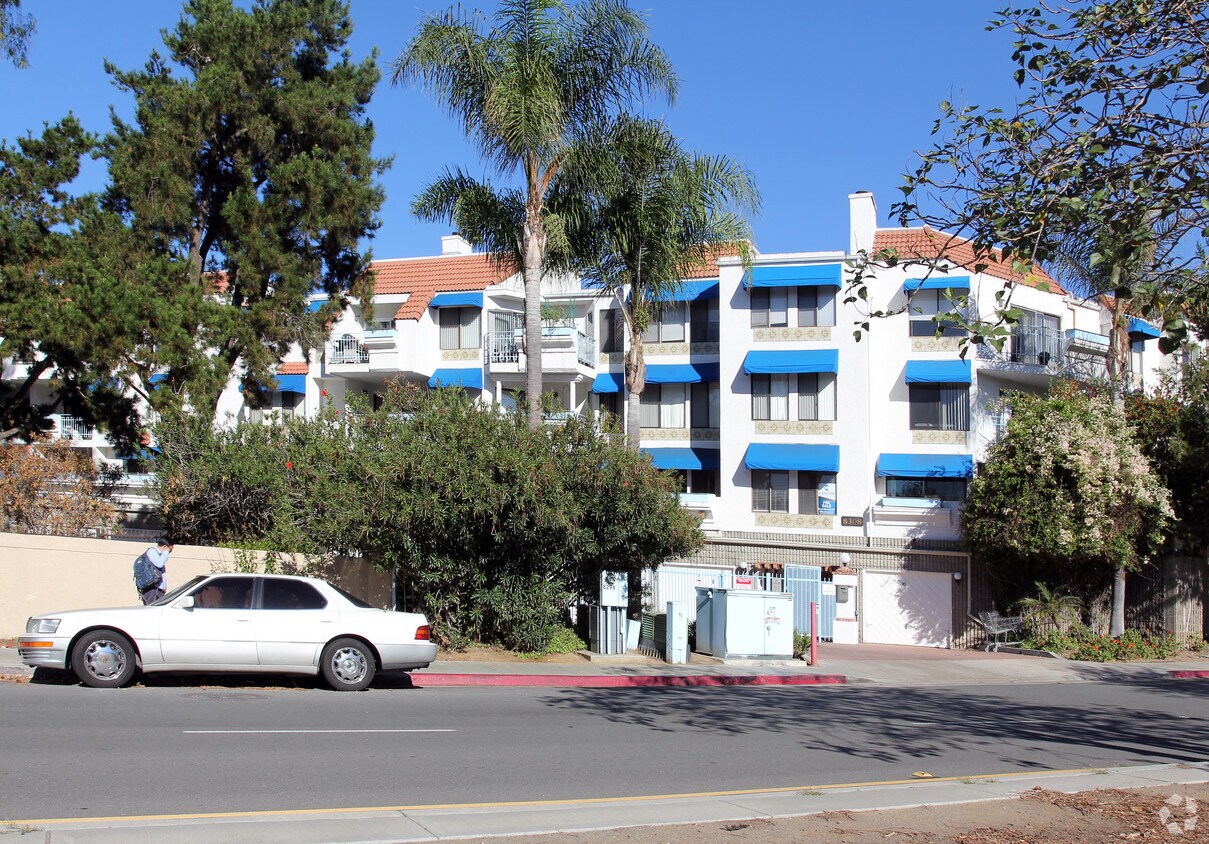 Pines of La Jolla Apartments in San Diego, CA