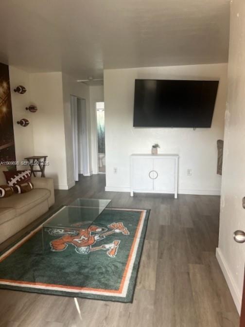 Foto del edificio - 590 NW 64th St