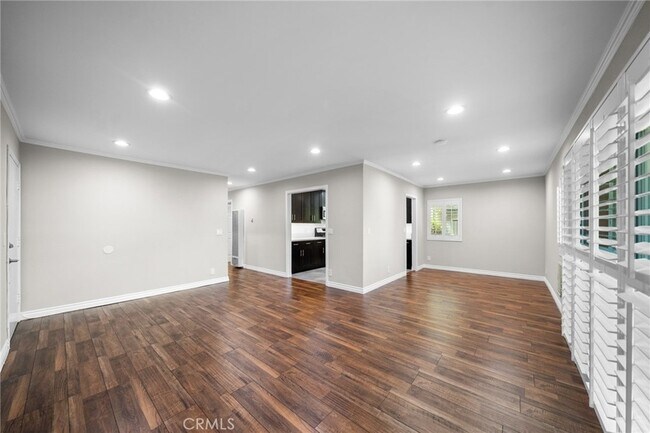 Foto del edificio - 4935 Indian Wood Rd