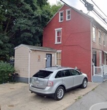 Building Photo - 218 E Gas Ave