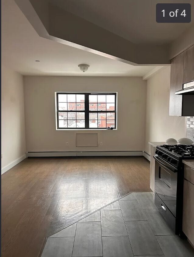 Photo - 102-12 Radcliff Ave APT 1-2R