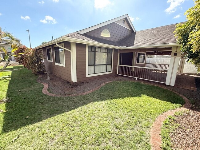 Foto del edificio - MOVE IN READY! One- Story, Single Family Home in Royal Kunia