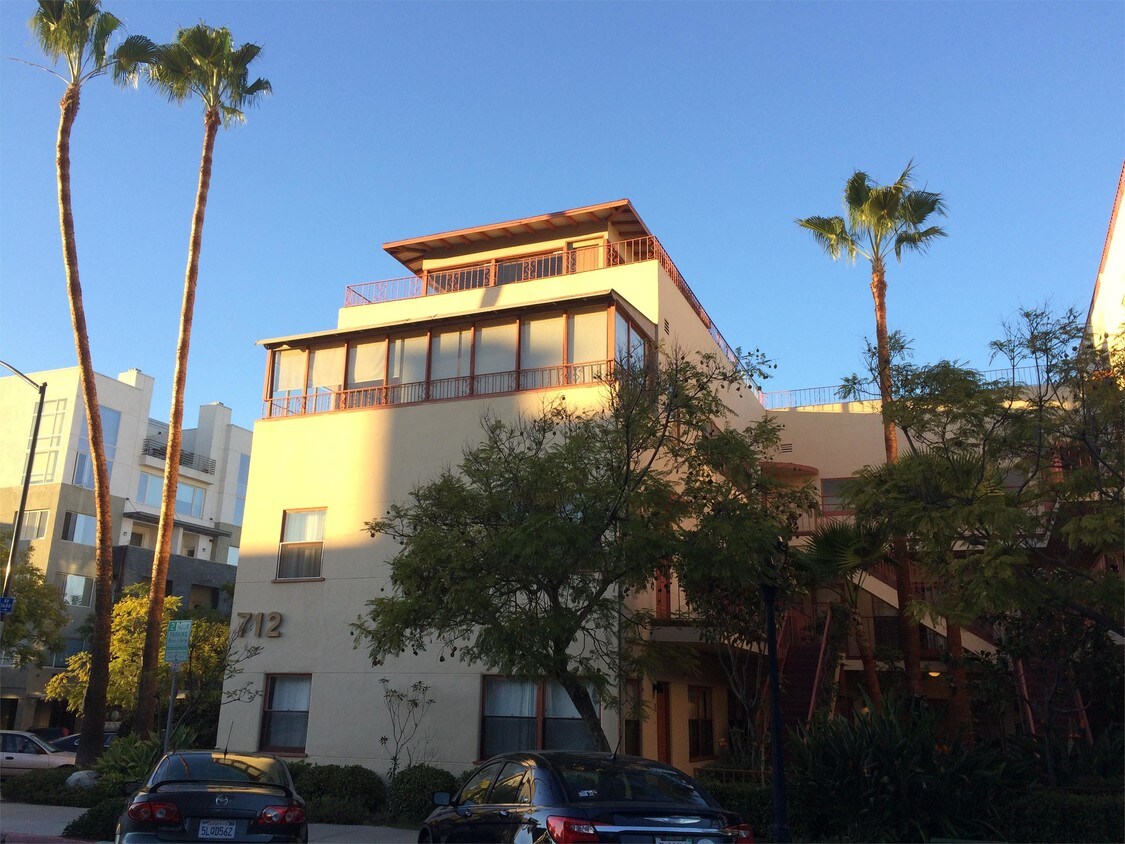 Foto principal - 712 Cedar St