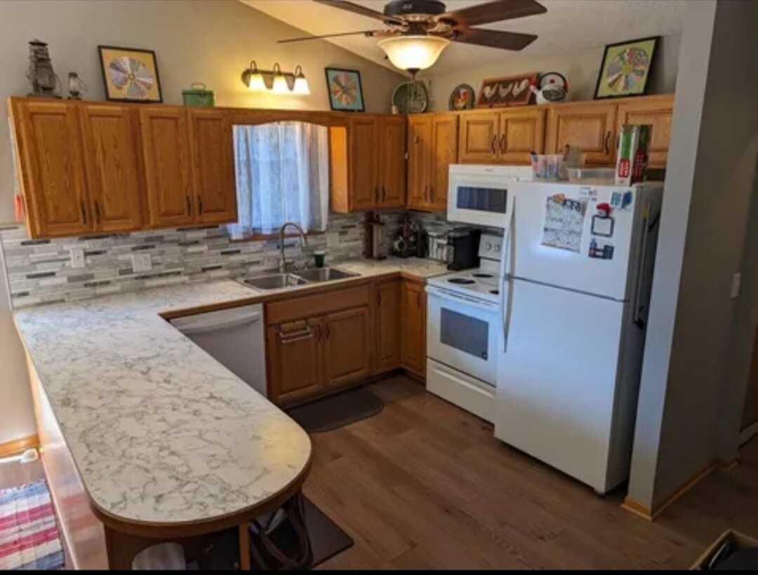 1502 Martin Ave, Salina, KS 67401 Townhome Rentals in Salina KS