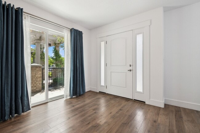 Foto del edificio - 1792 W Torlundy Dr