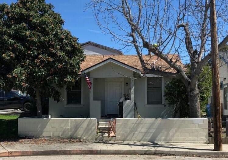 Primary Photo - 500 Hathway Ave