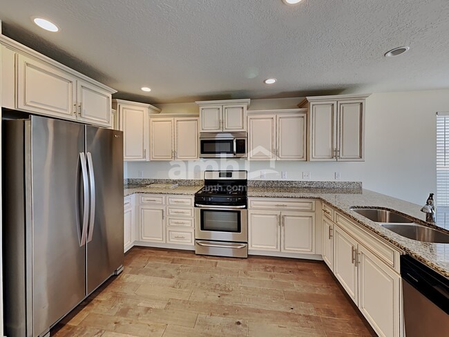 Foto del edificio - 1641 E Tumwater Ln