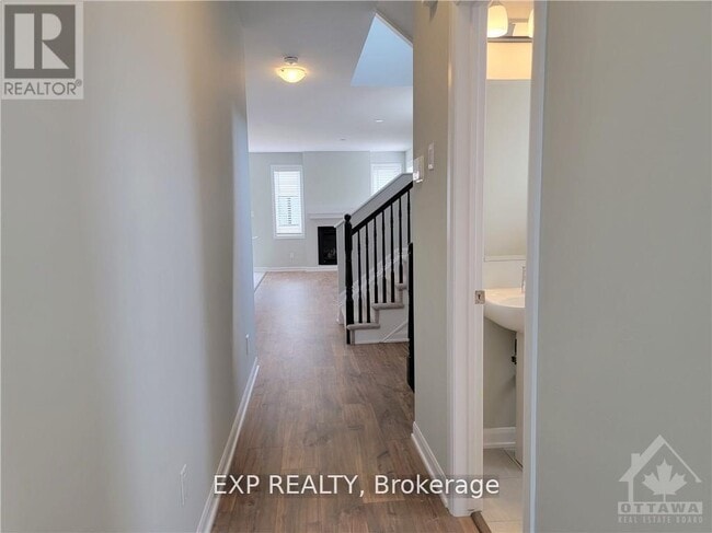 Photo du bâtiment - 65 Teelin Cir