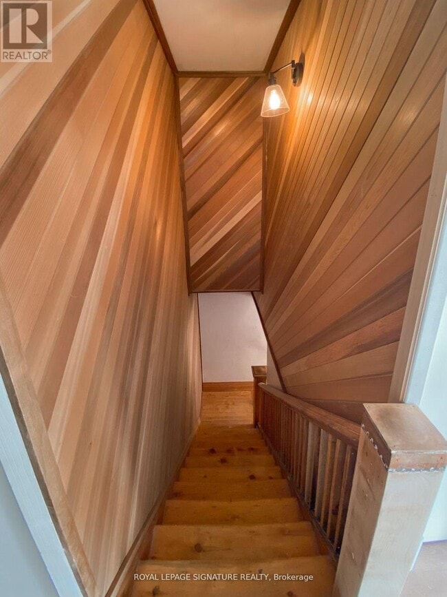 Building Photo - 493 St Clarens Ave