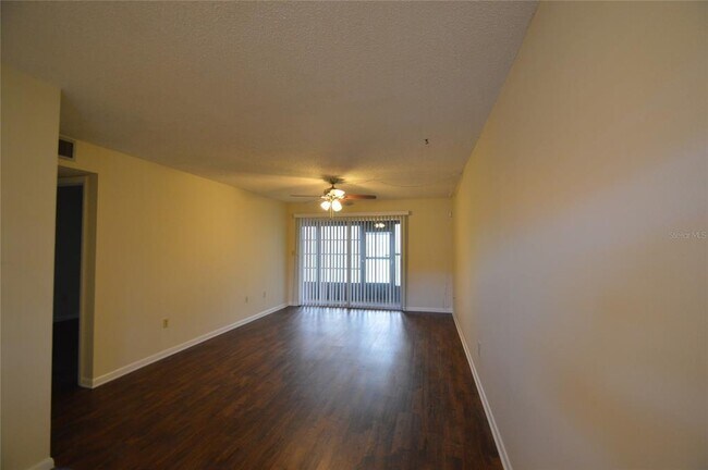 Building Photo - 5154 Turquoise Ln