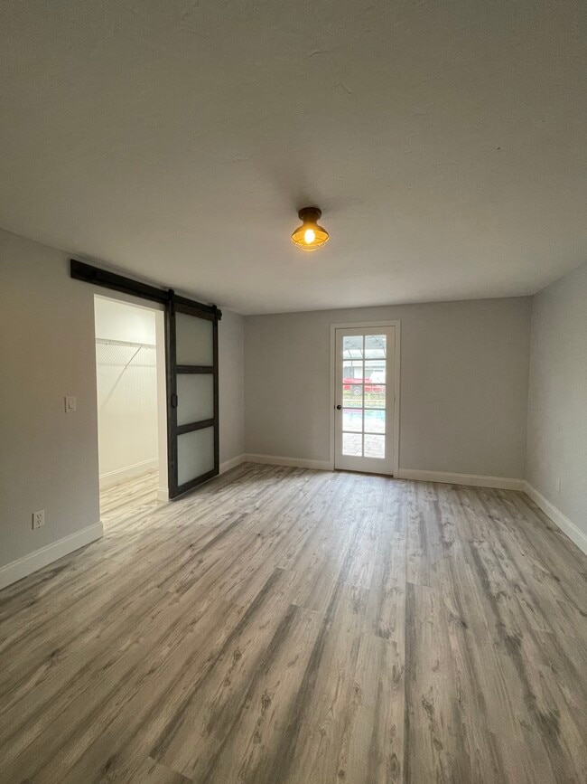 Building Photo - 27989 Lance Dr