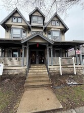 Building Photo - 1005 Elmwood Ave