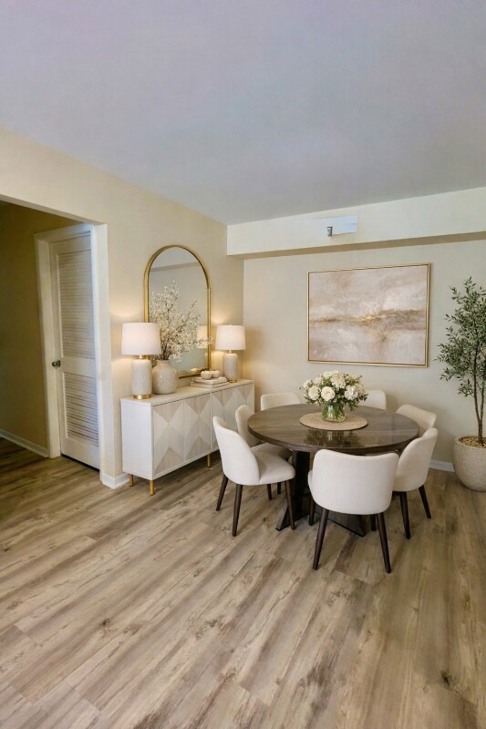 Foto del edificio - 318A Delancey Pl