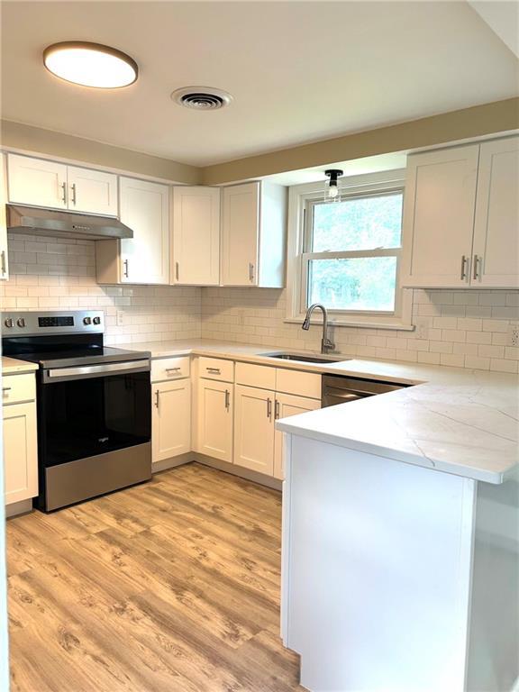 Building Photo - 652 East Ave