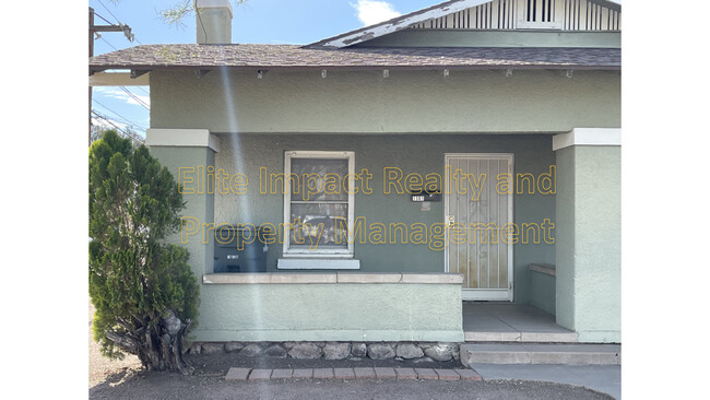 Building Photo - 1301 N Park Ave