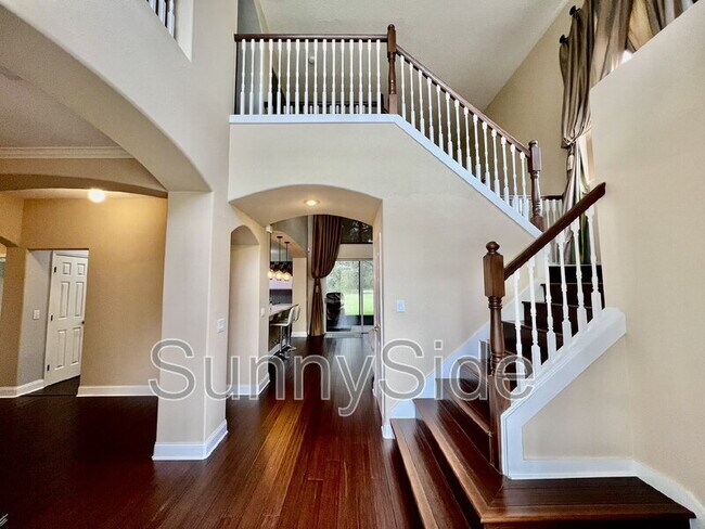 Building Photo - 1565 The Oaks Blvd