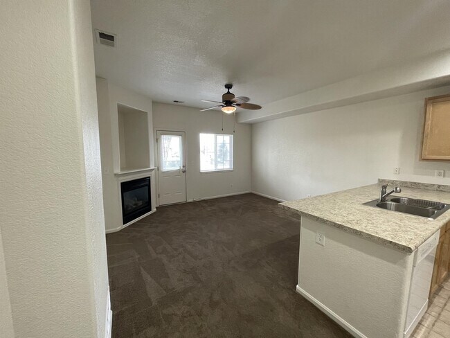 Building Photo - 2243 Coronado Pkwy N