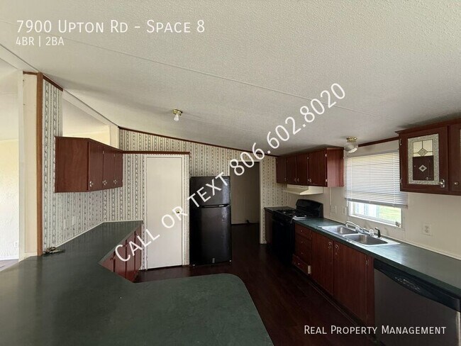 Foto del edificio - 7900 Upton Rd