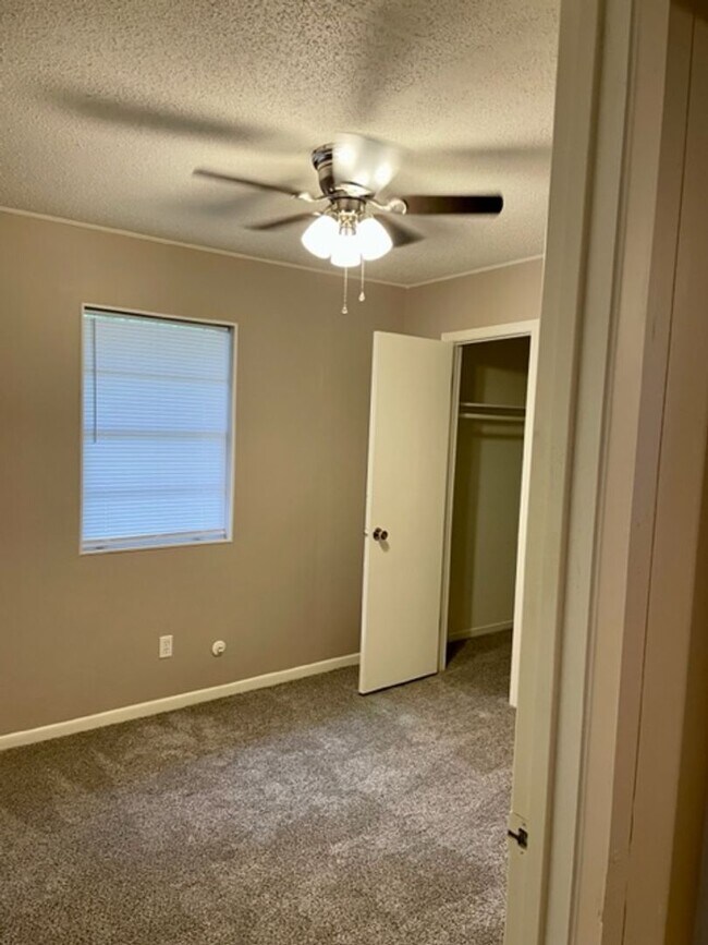 Foto del edificio - 410-412 N 6th Street