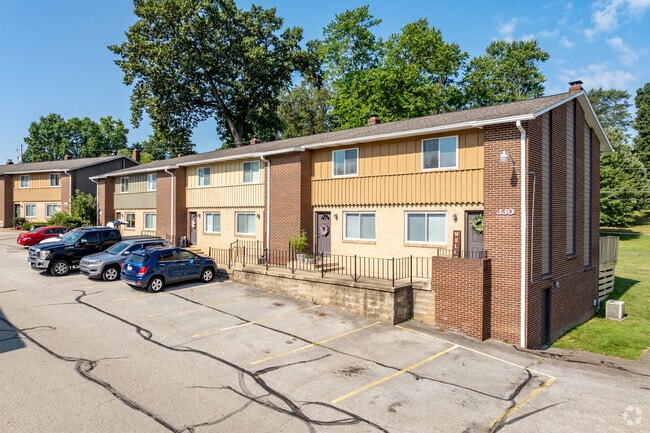 Building Photo - Lincoln Square Apartments
