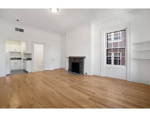 Building Photo - 267 Clarendon St