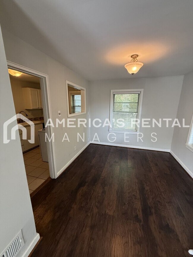 Building Photo - Home for Rent in Homewood, AL!!! COMING SOON!