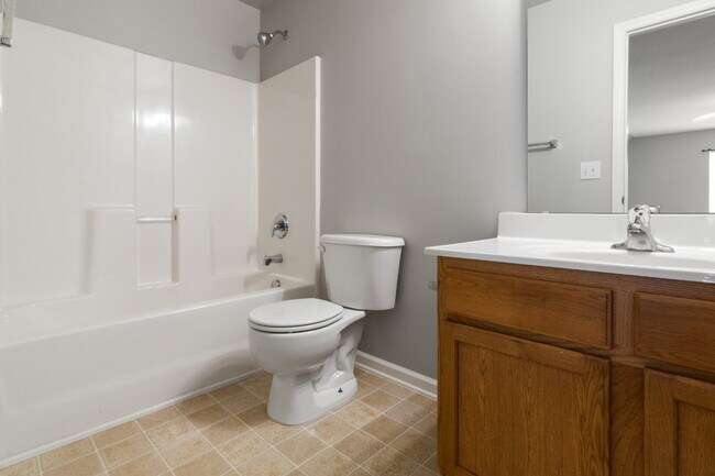 Foto del edificio - Spacious 4BR/3BA Home Near Downtown Durham | Deposit-Free Living | 1st-Floor Bedrooms