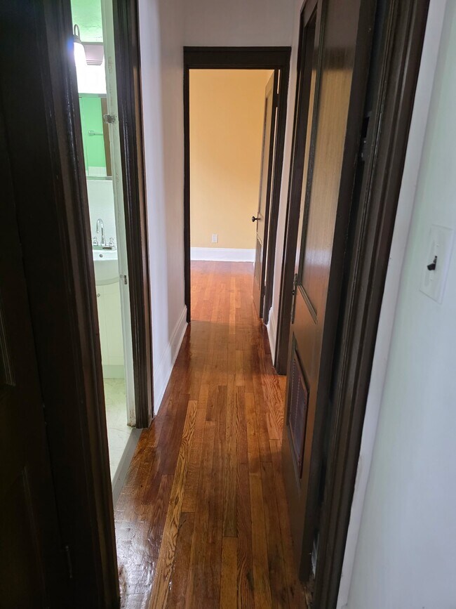 Foto del edificio - 4021 Gifford Ave