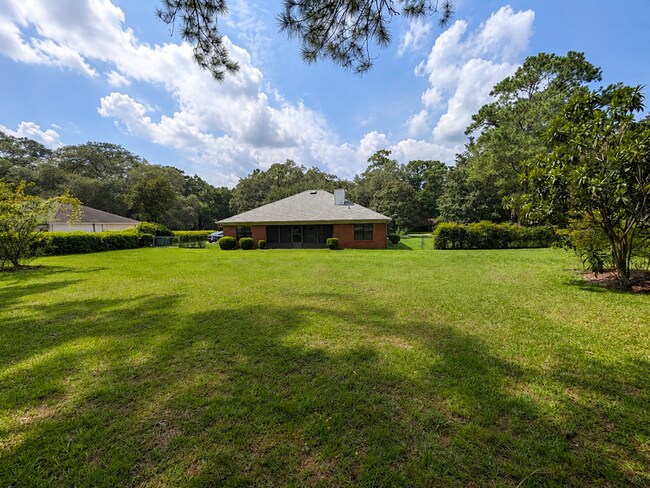 Foto del edificio - 1285 Cordova Cir