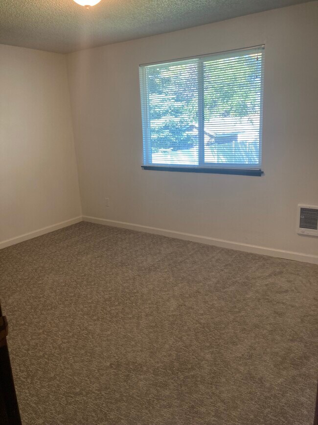 Master Bedroom - 11325 E 16th Ave