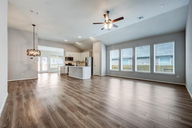 Building Photo - 464 Leadtree Loop