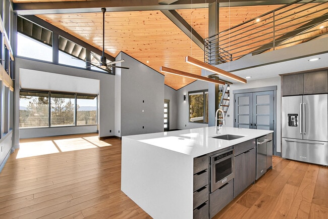 Building Photo - 11845 US Hwy 285