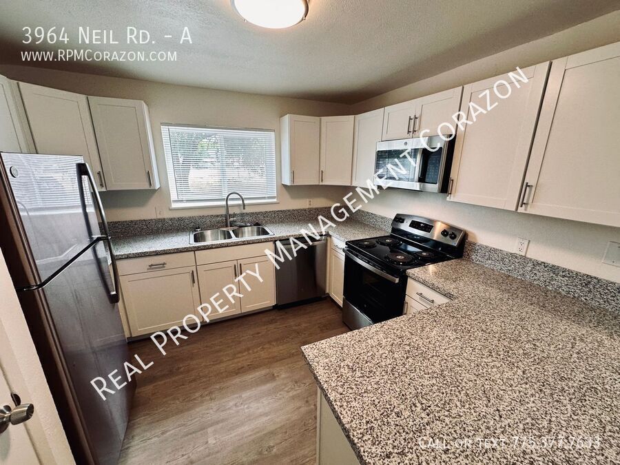 Primary Photo - 3964 Neil Rd