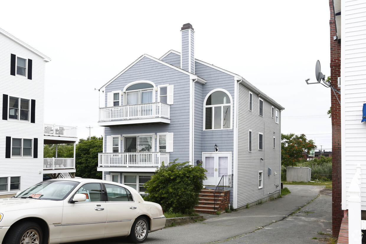 Foto del edificio - 459-463 Revere Beach Blvd