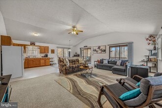 Building Photo - 67 Tranquil Way