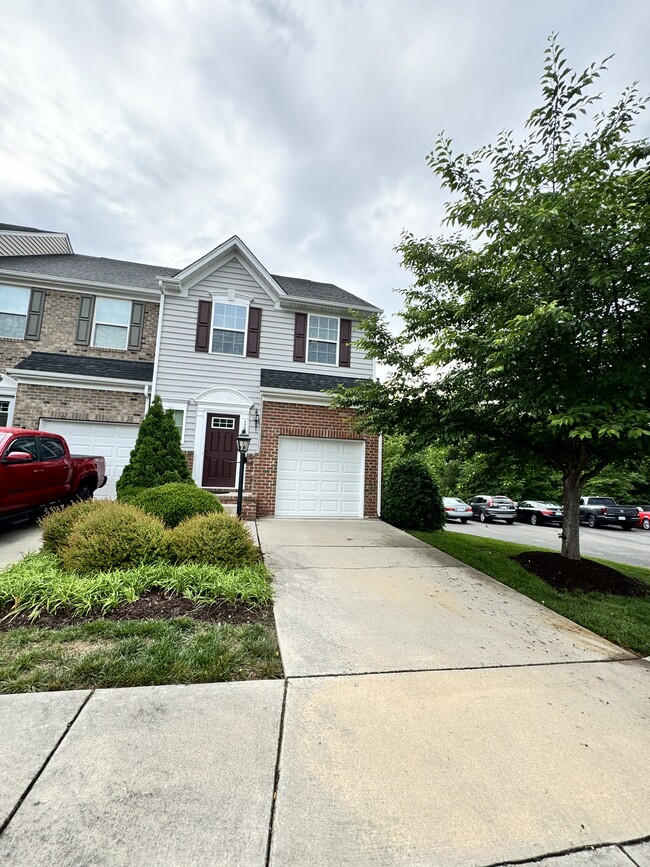 Building Photo - 11606 Vicars Ridge Ln