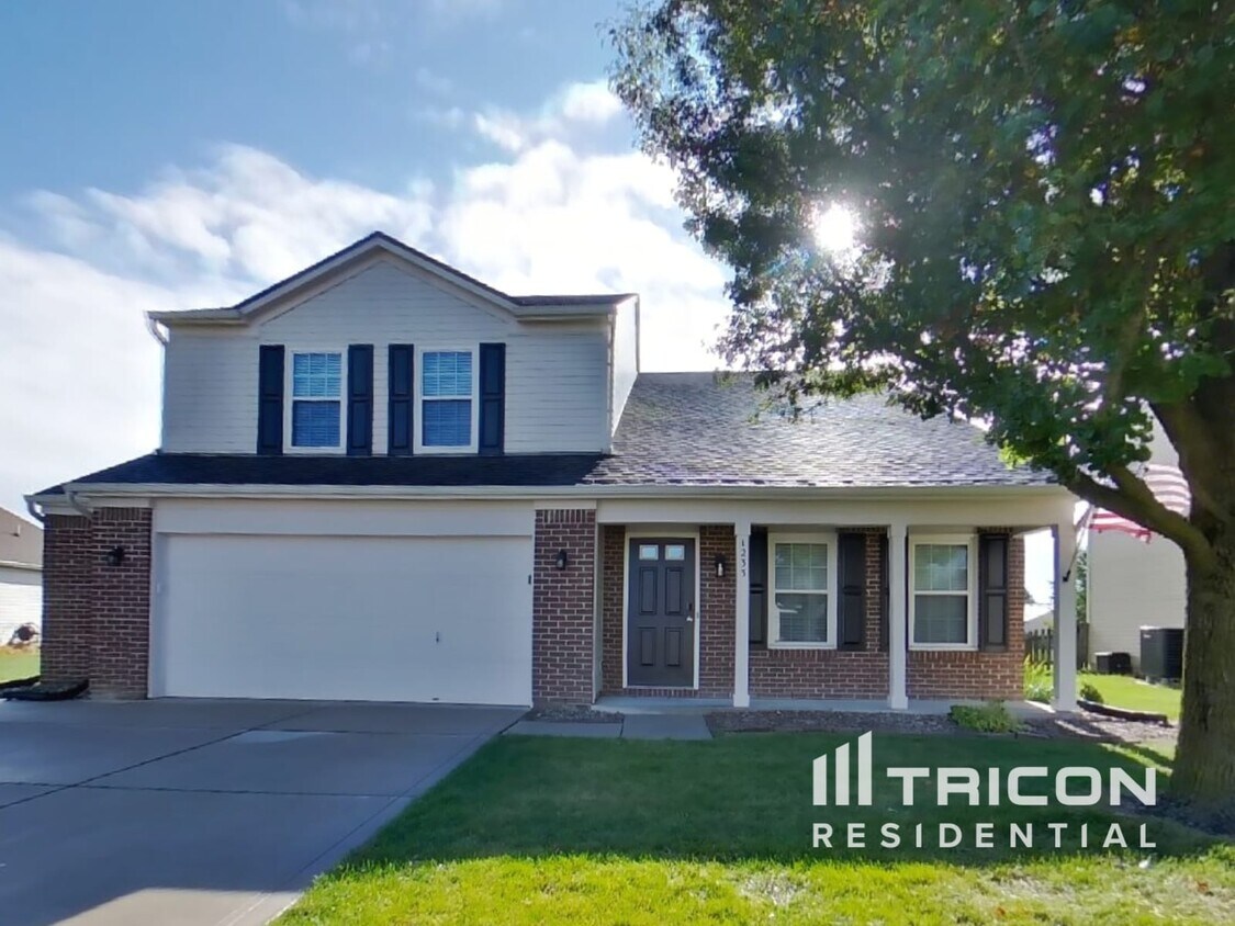 Primary Photo - 1233 River Ridge Dr