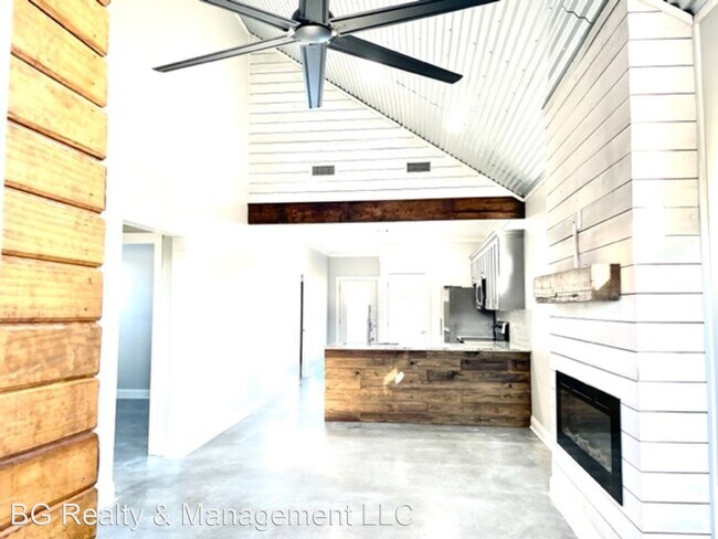 Foto del edificio - 3 br, 2 bath House - 230 Colorado Rd.