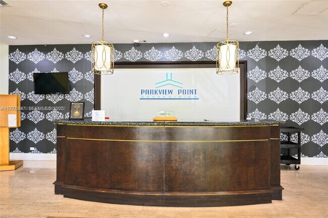 Foto del edificio - 7441 Wayne Ave