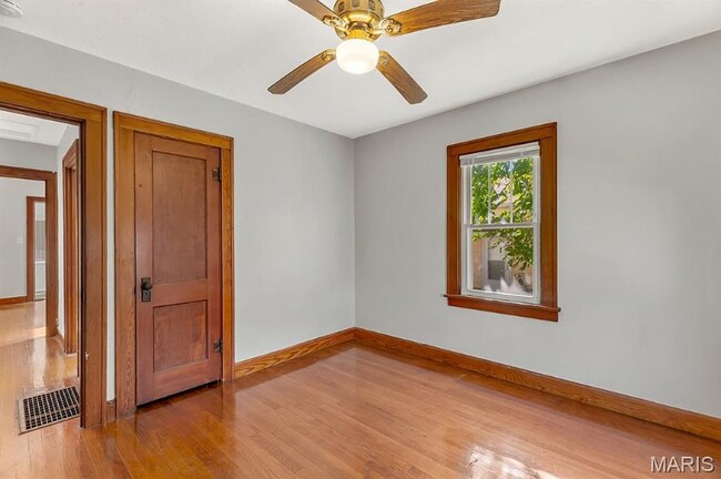 Foto del edificio - 3400 Milton Dr