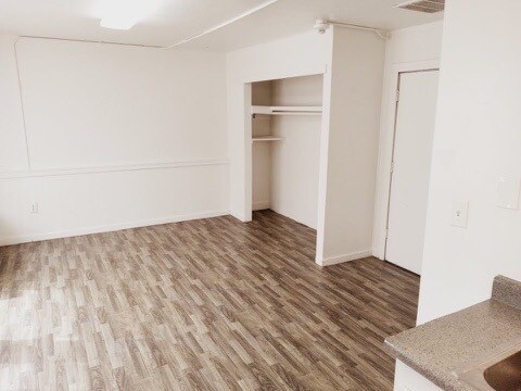 Foto del edificio - 260 W 1700 S