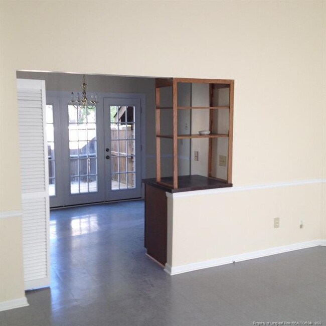 503 Coronation Dr, Fayetteville, NC 28311 House Rental in